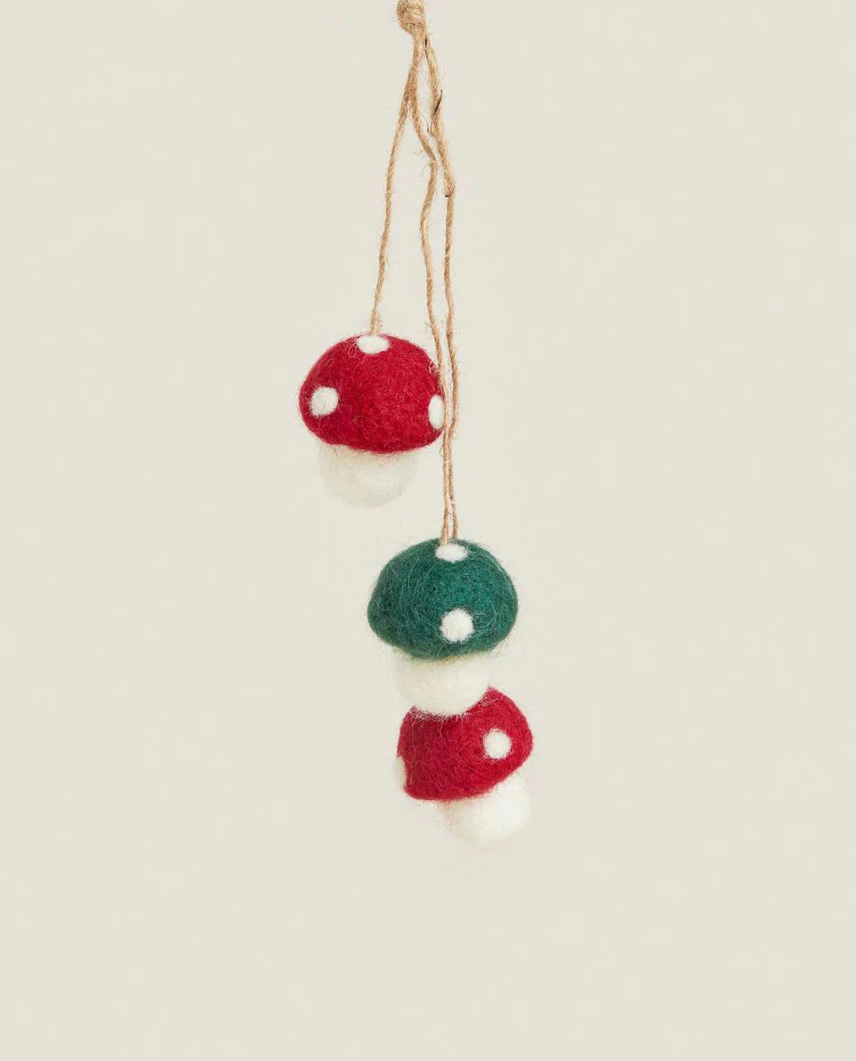 FELT MUSHROOM CHRISTMAS DECORATION