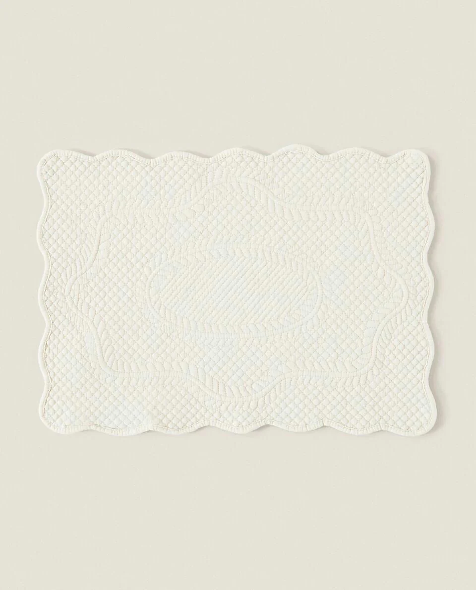 QUILTED PLACEMAT