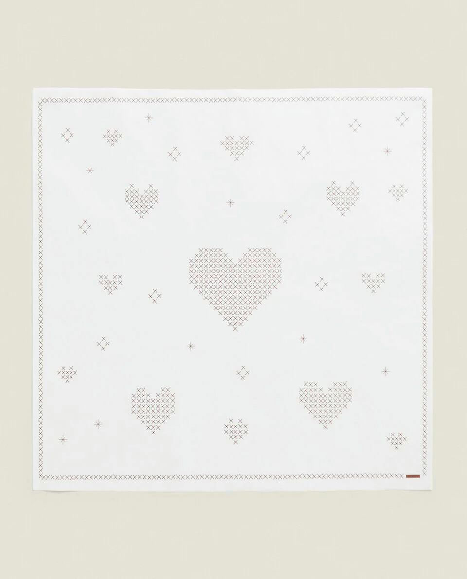 CHRISTMAS HEARTS OVEN PAPER PACK (PACK OF 20)