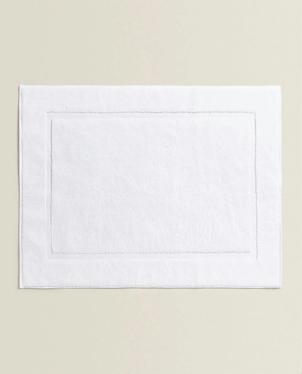 EXTRA-SOFT BATH MAT