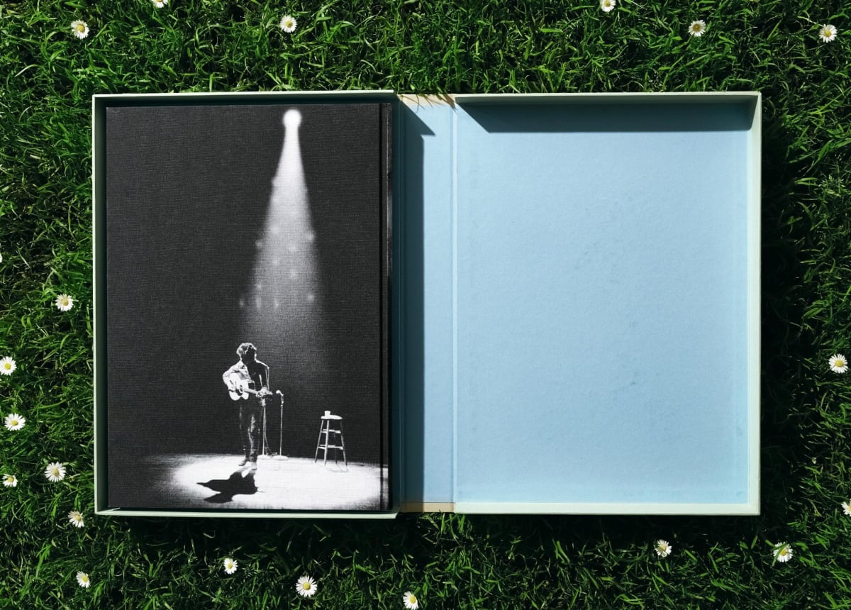 Daniel Kramer. Bob Dylan. Art Edition No. 1–100 ‘Bob Dylan with Dark Glasses, NYC’