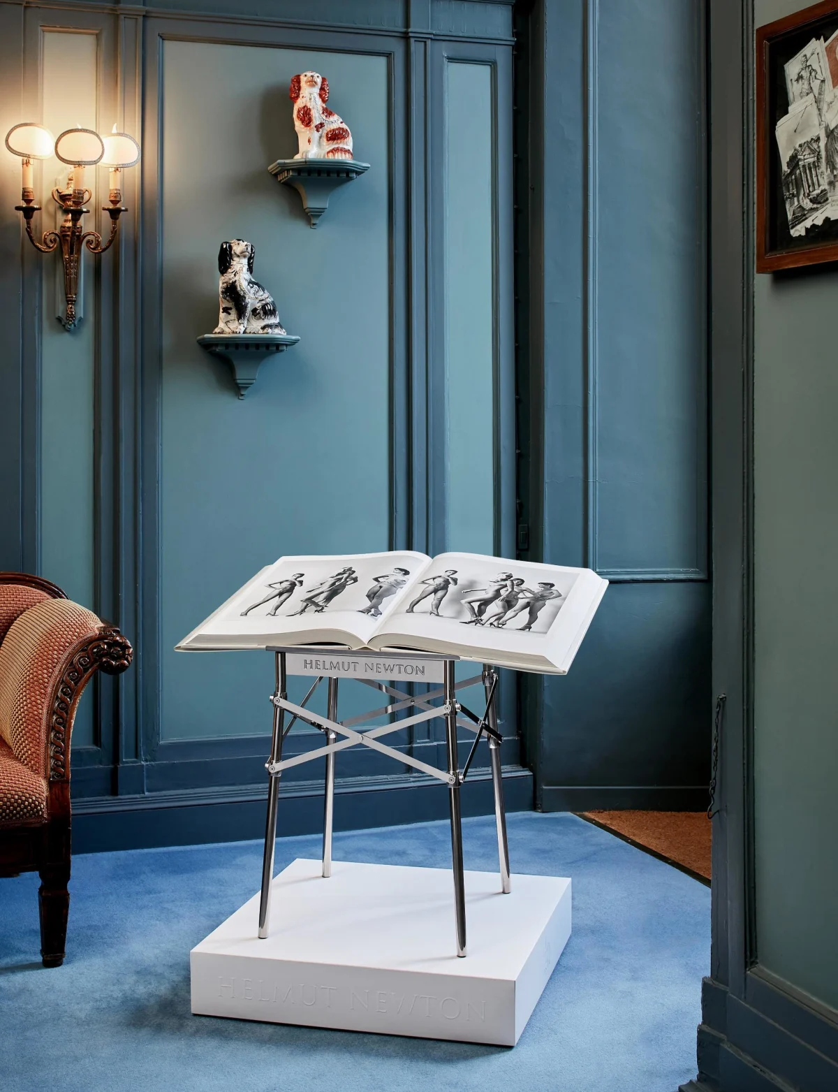 Helmut Newton. BABY SUMO