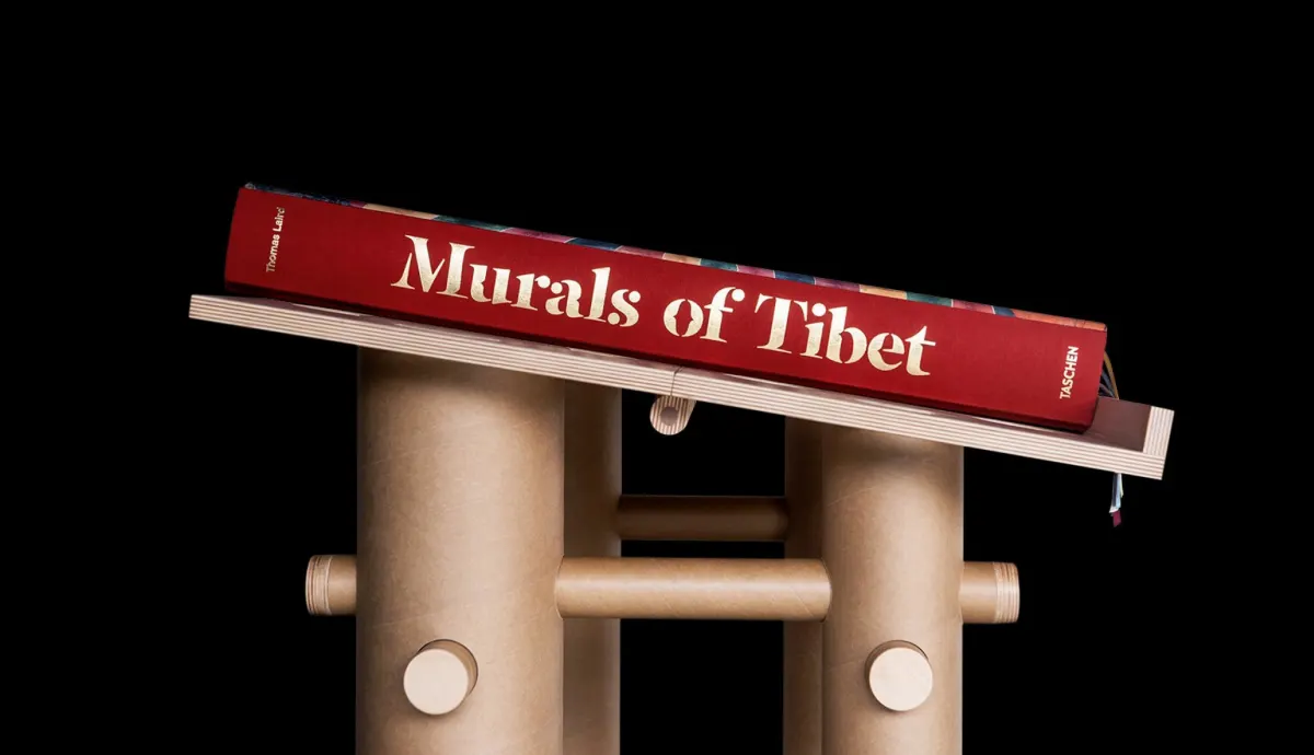 Thomas Laird. Murals of Tibet. Art Edition No. 1–40 ‘Buddha Shakyamuni, Gyantse Kumbum (ca. 1420)’