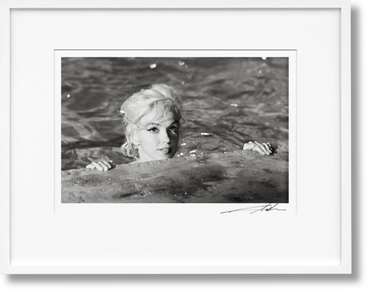 Lawrence Schiller. Marilyn & Me, Art Edition No. 1–125 ‘Roll 11, Frame 12’