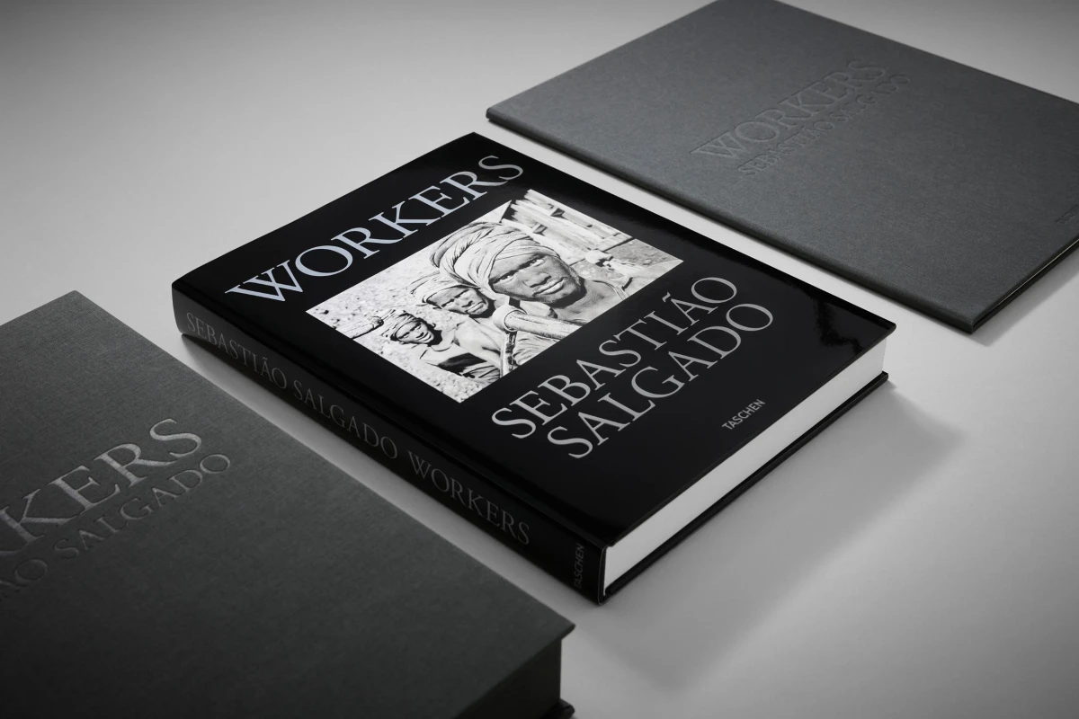 Sebastião Salgado. Workers. Art Edition No. 1–100 ‘Fishermen, Trapani, Italy, 1991’