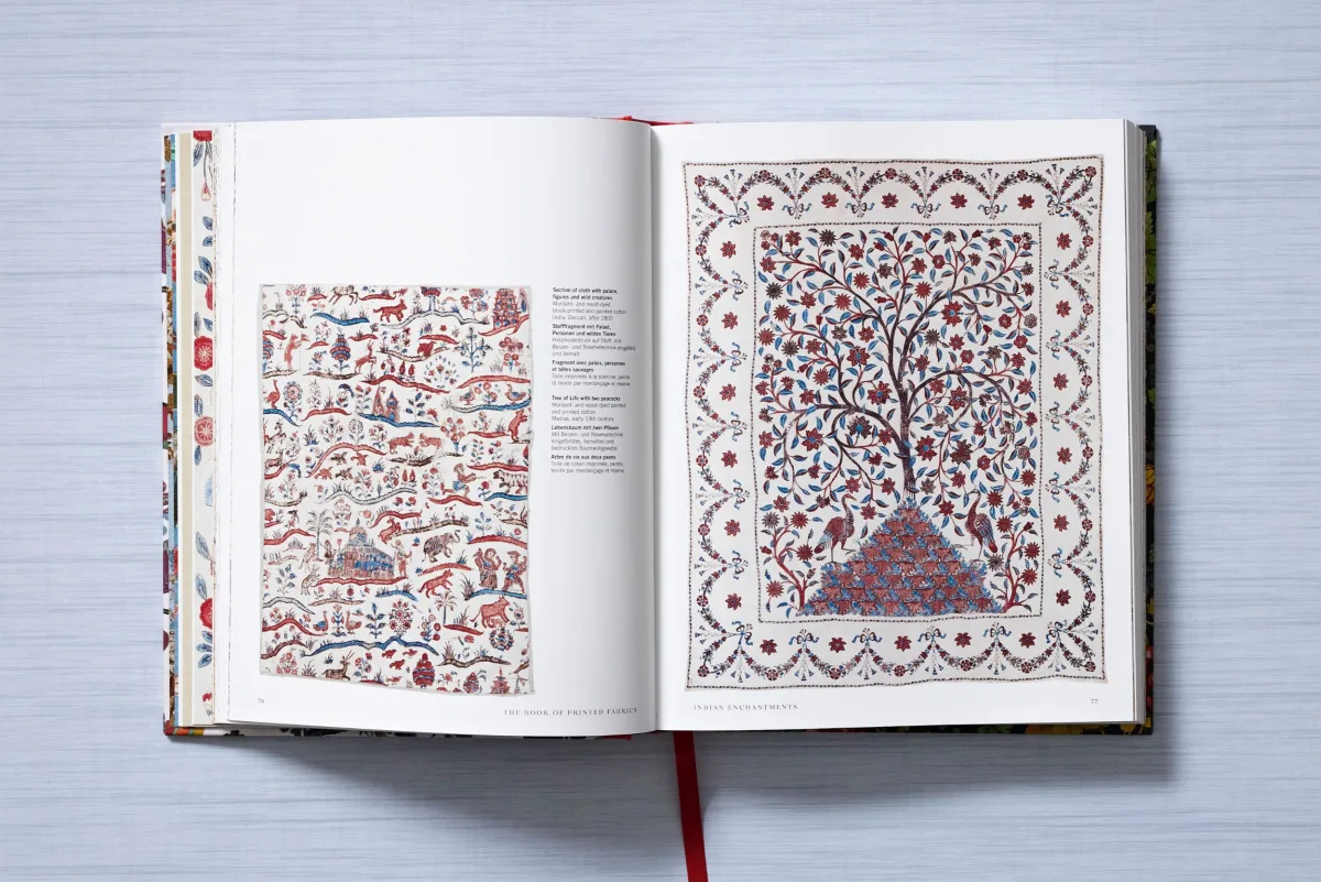 The Book of Printed Fabrics. From the 16th century until today