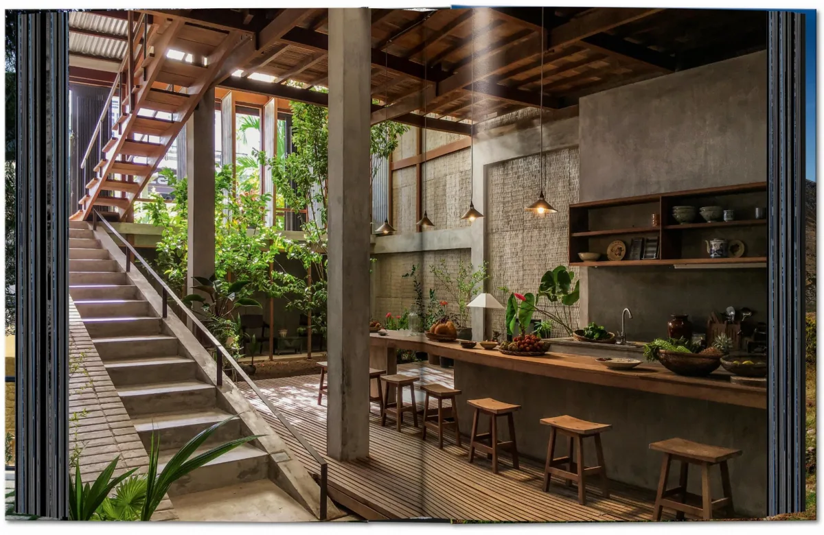 Homes For Our Time. Contemporary Houses around the World. 45th Ed.