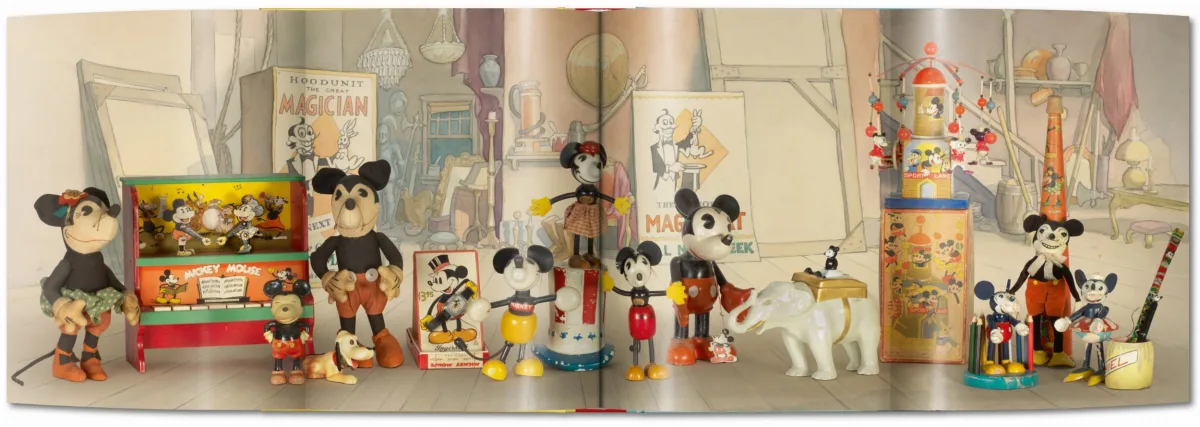 Walt Disney's Mickey Mouse. The Ultimate History