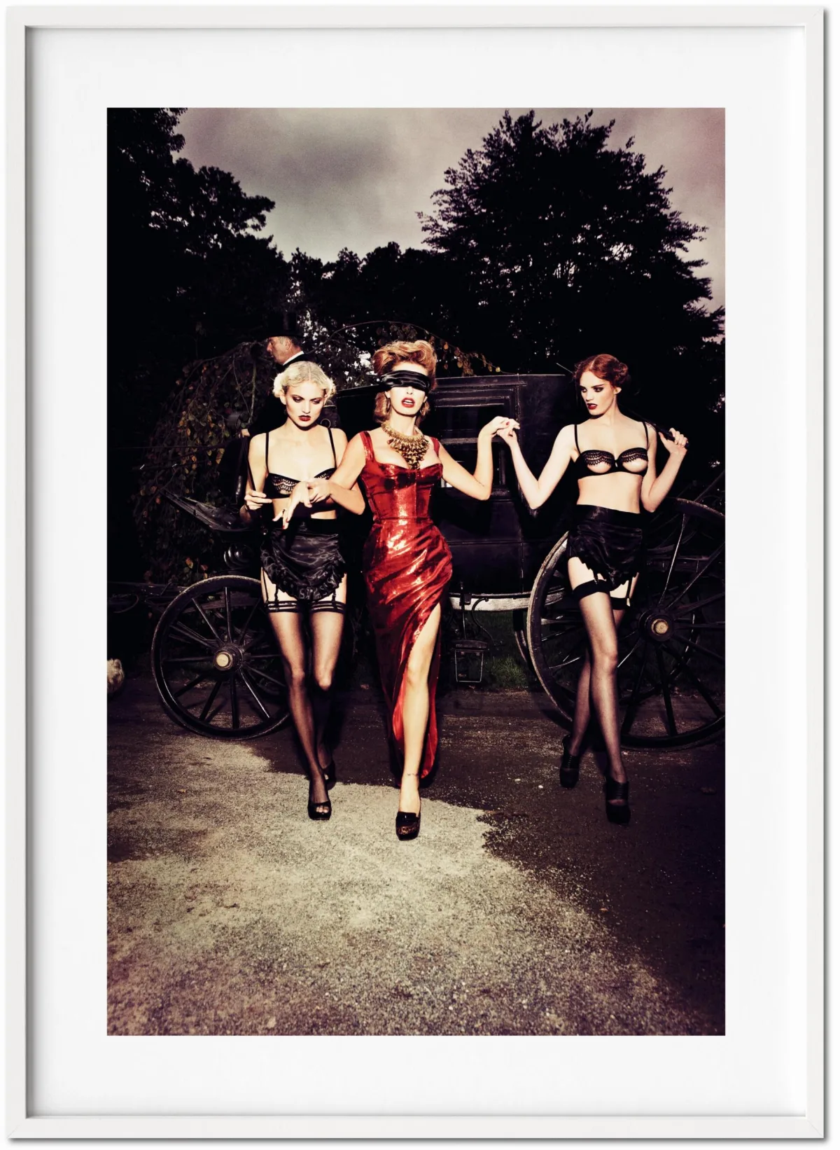 Ellen von Unwerth. The Story of Olga. Art Edition No. 1–125 ‘Servants’