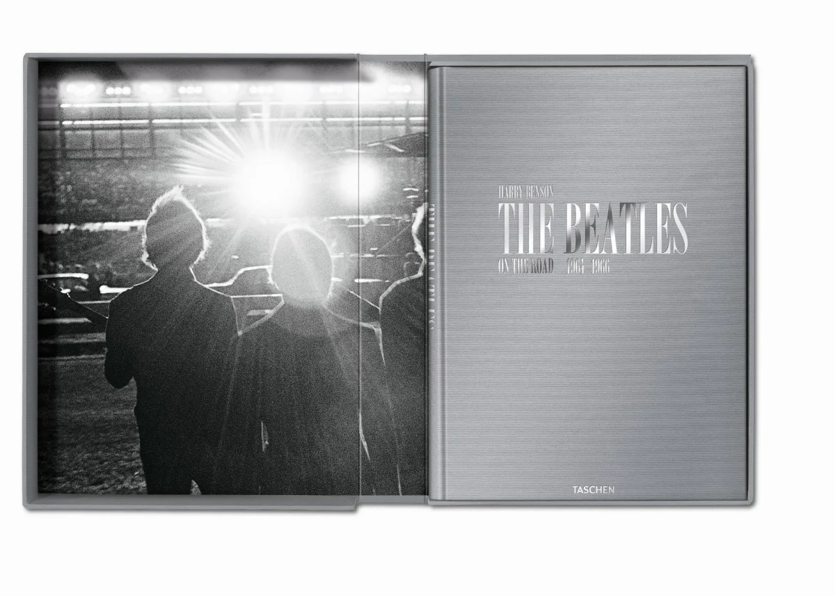 Harry Benson. The Beatles