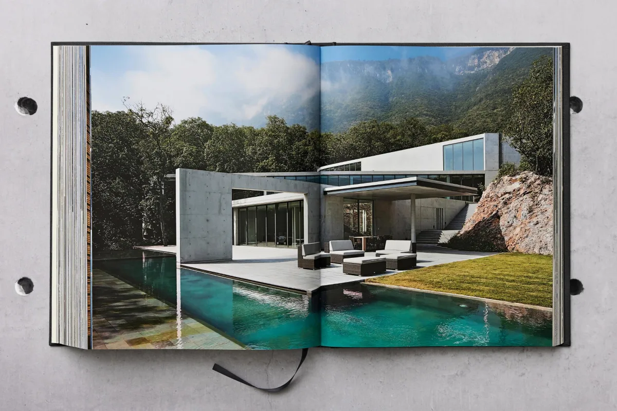 Ando. Complete Works 1975–Today. Art Edition ‘Bourse de Commerce, Paris’