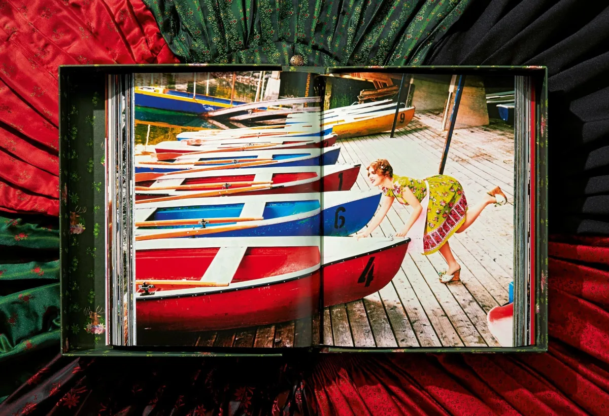 Ellen von Unwerth. Heimat. Art Edition No. 201–300 ‘Spy Device’