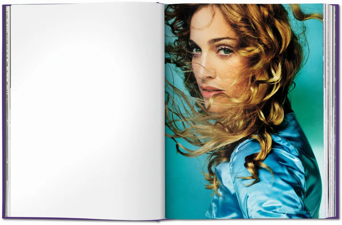 Mario Testino. Private View