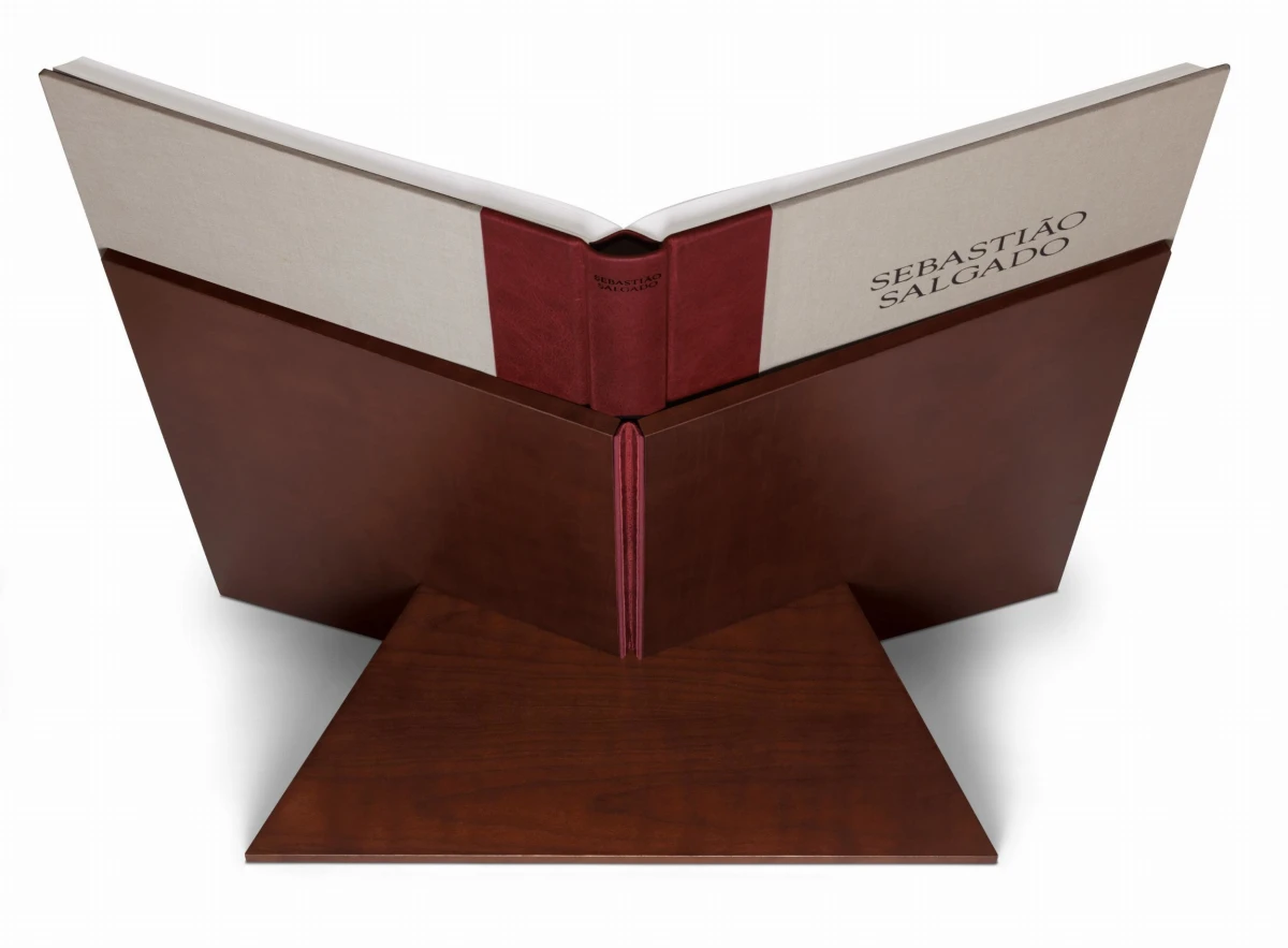 Sebastião Salgado. Genesis