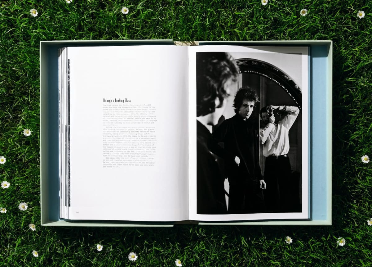 Daniel Kramer. Bob Dylan. Art Edition No. 1–100 ‘Bob Dylan with Dark Glasses, NYC’