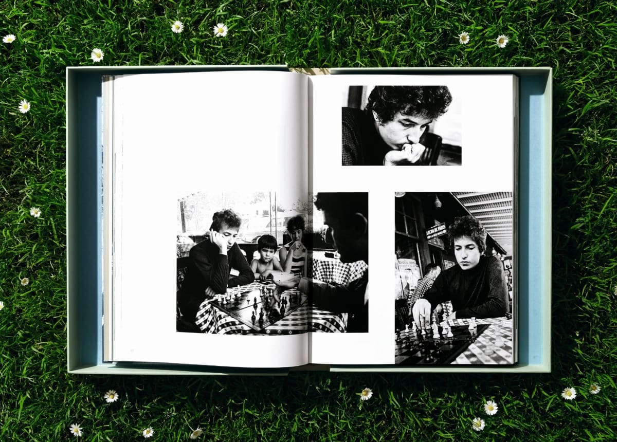 Daniel Kramer. Bob Dylan. Art Edition No. 1–100 ‘Bob Dylan with Dark Glasses, NYC’