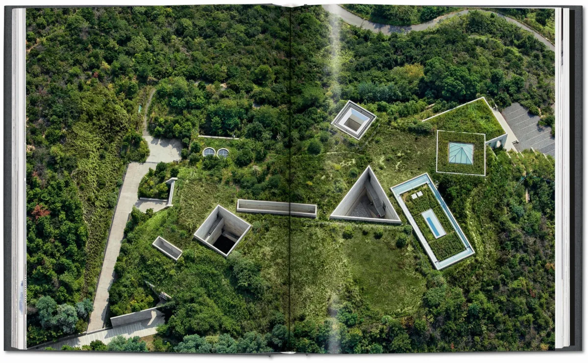 Ando. Complete Works 1975–Today, Art Edition ‘Walter De Maria, Naoshima’