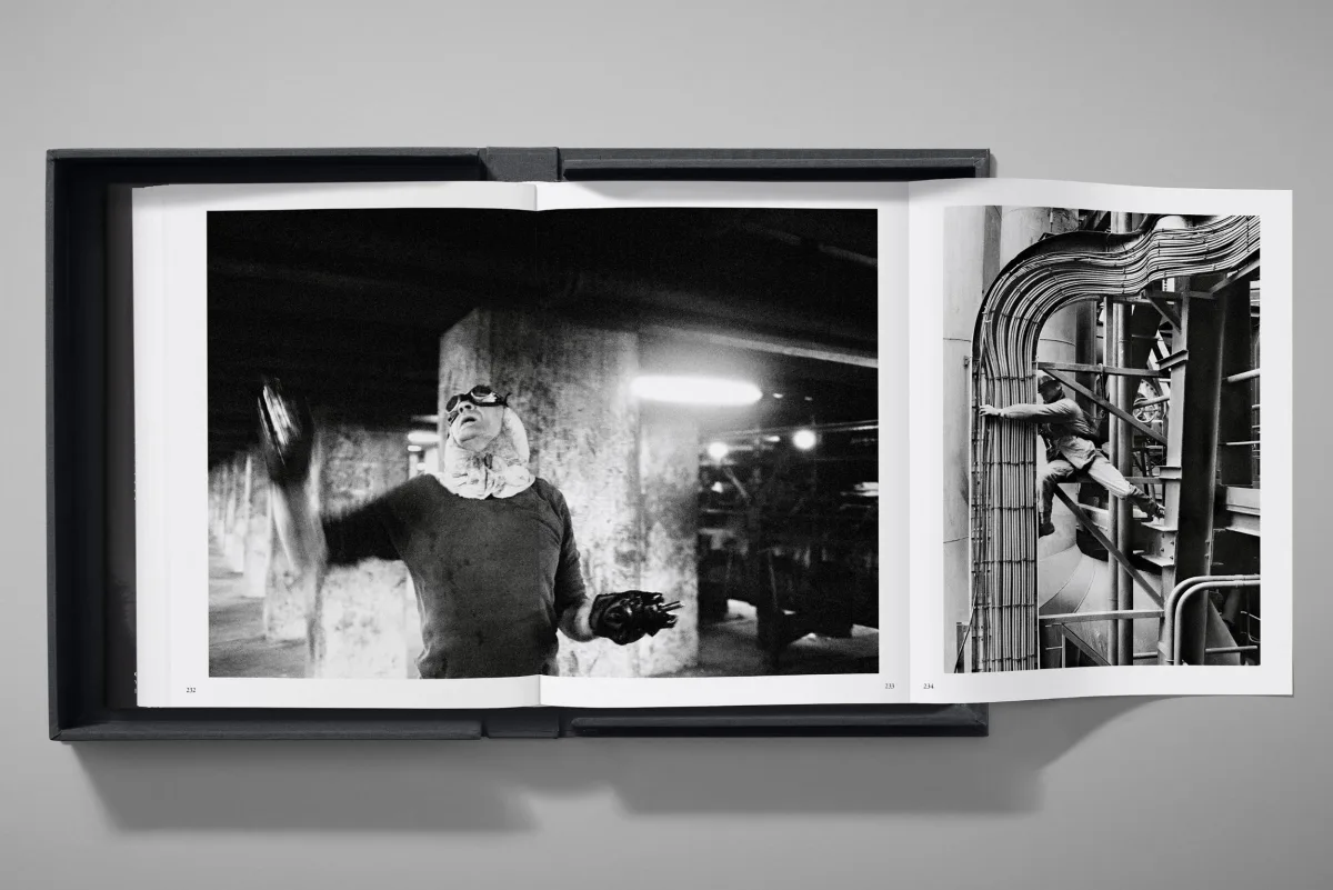 Sebastião Salgado. Workers. Art Edition No. 1–100 ‘Fishermen, Trapani, Italy, 1991’