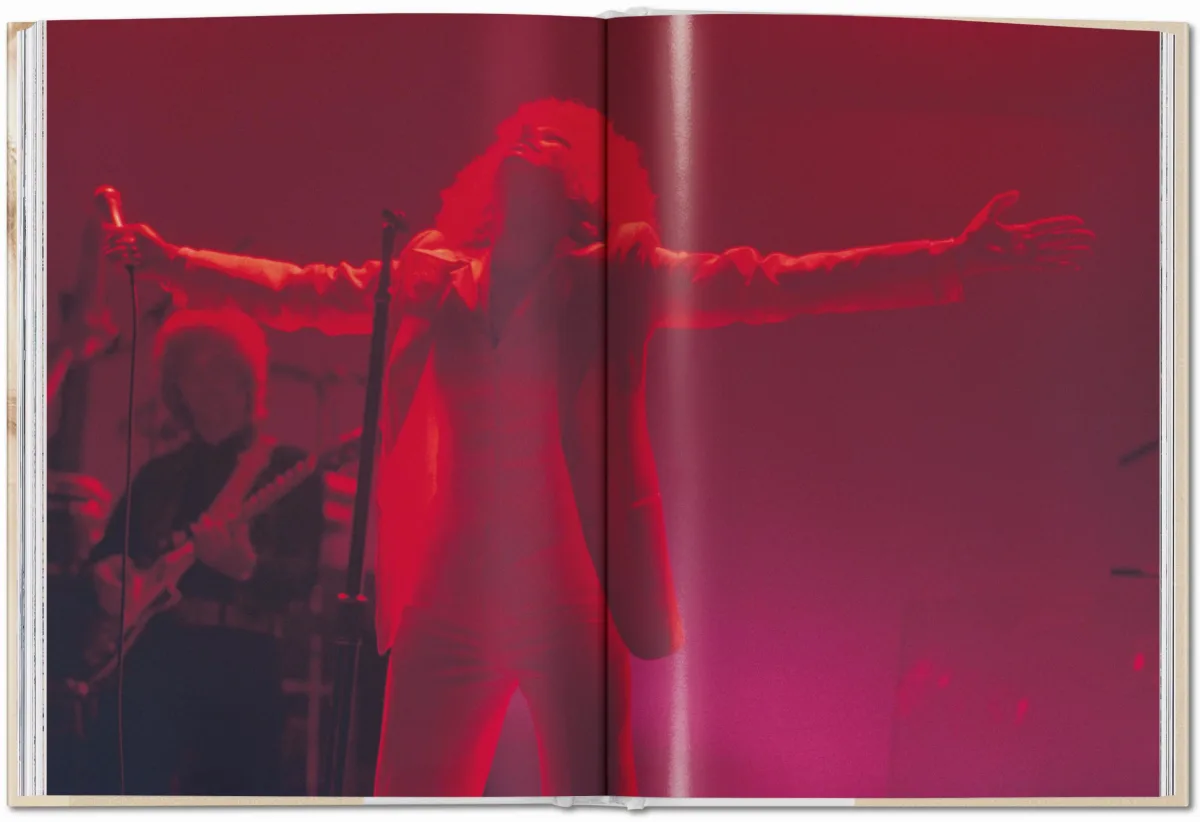 Barbra Streisand. Steve Schapiro & Lawrence Schiller