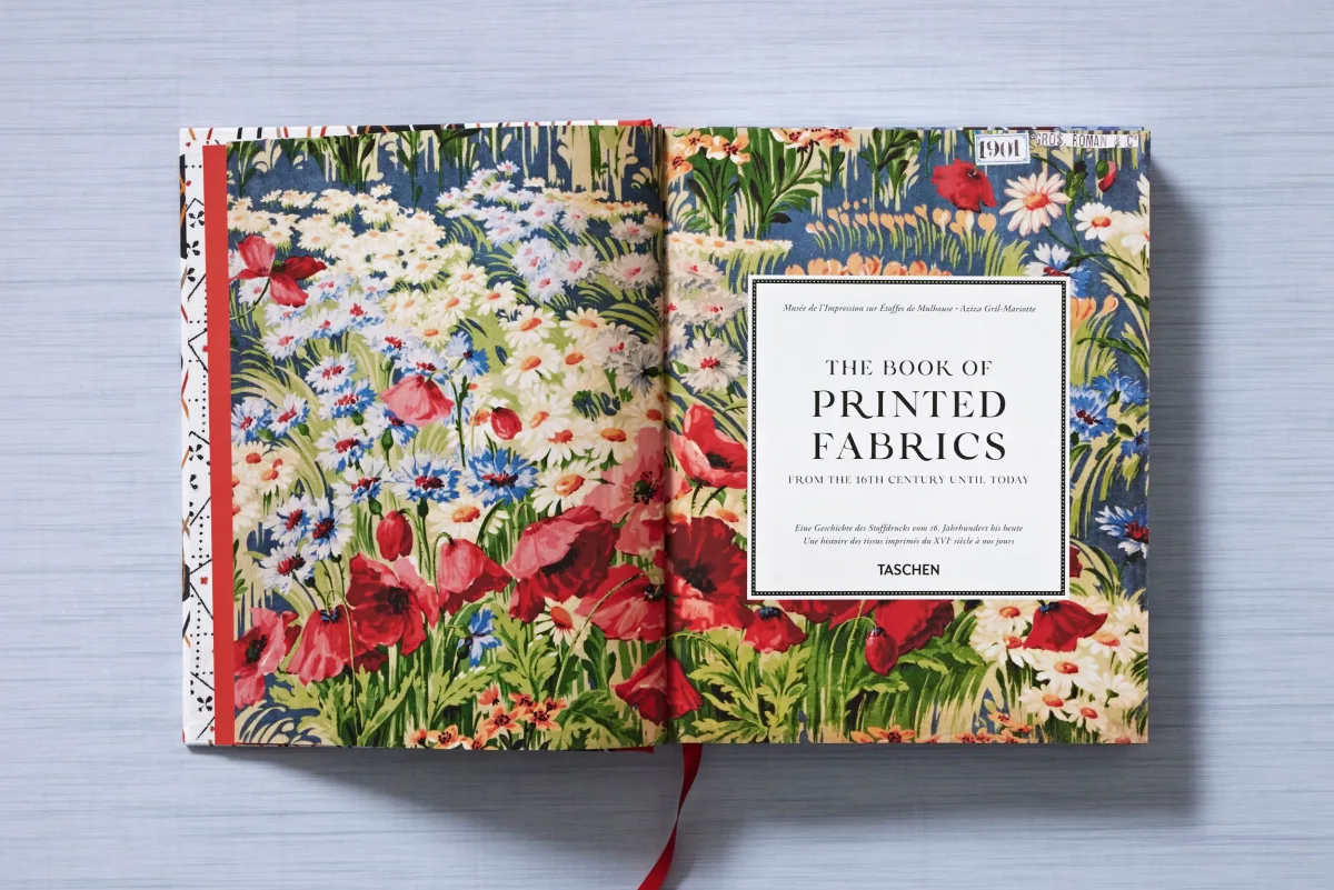 The Book of Printed Fabrics. From the 16th century until today