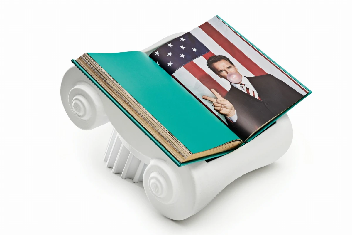 ARNOLD. Capitello Edition