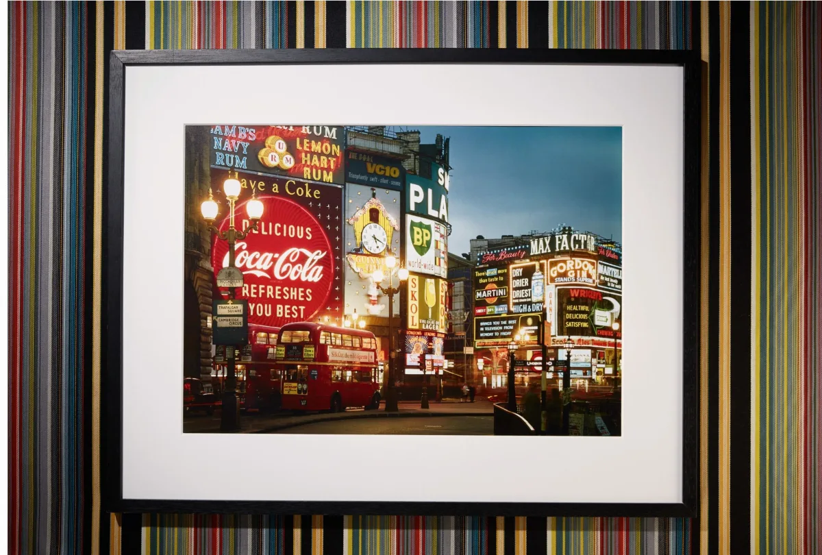 London. Portrait of a City, Paul Smith Edition No. 1–500 ‘Piccadilly Circus’