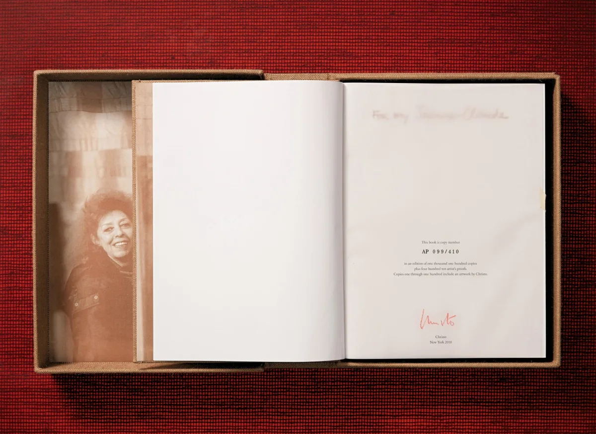 Christo and Jeanne-Claude. Art Edition B. No. 7–100