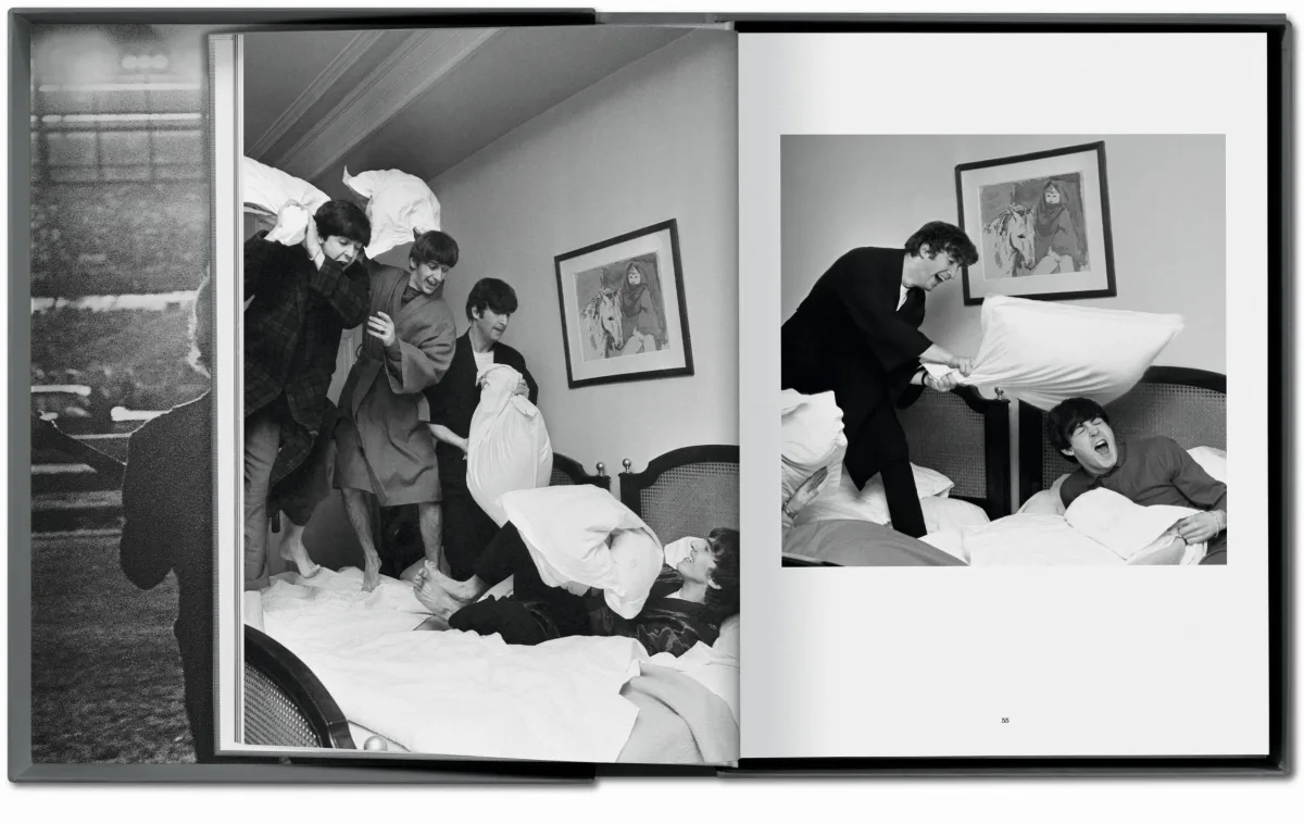 Harry Benson. The Beatles, Art Edition No. 101–200 ‘The Beatles and Cassius Clay’