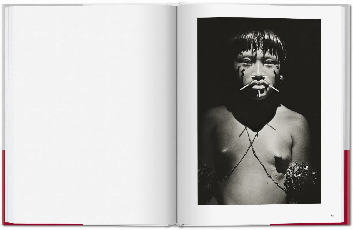 Sebastião Salgado. Children