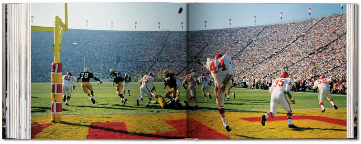 Neil Leifer. Guts & Glory. The Golden Age of American Football 1958-1978