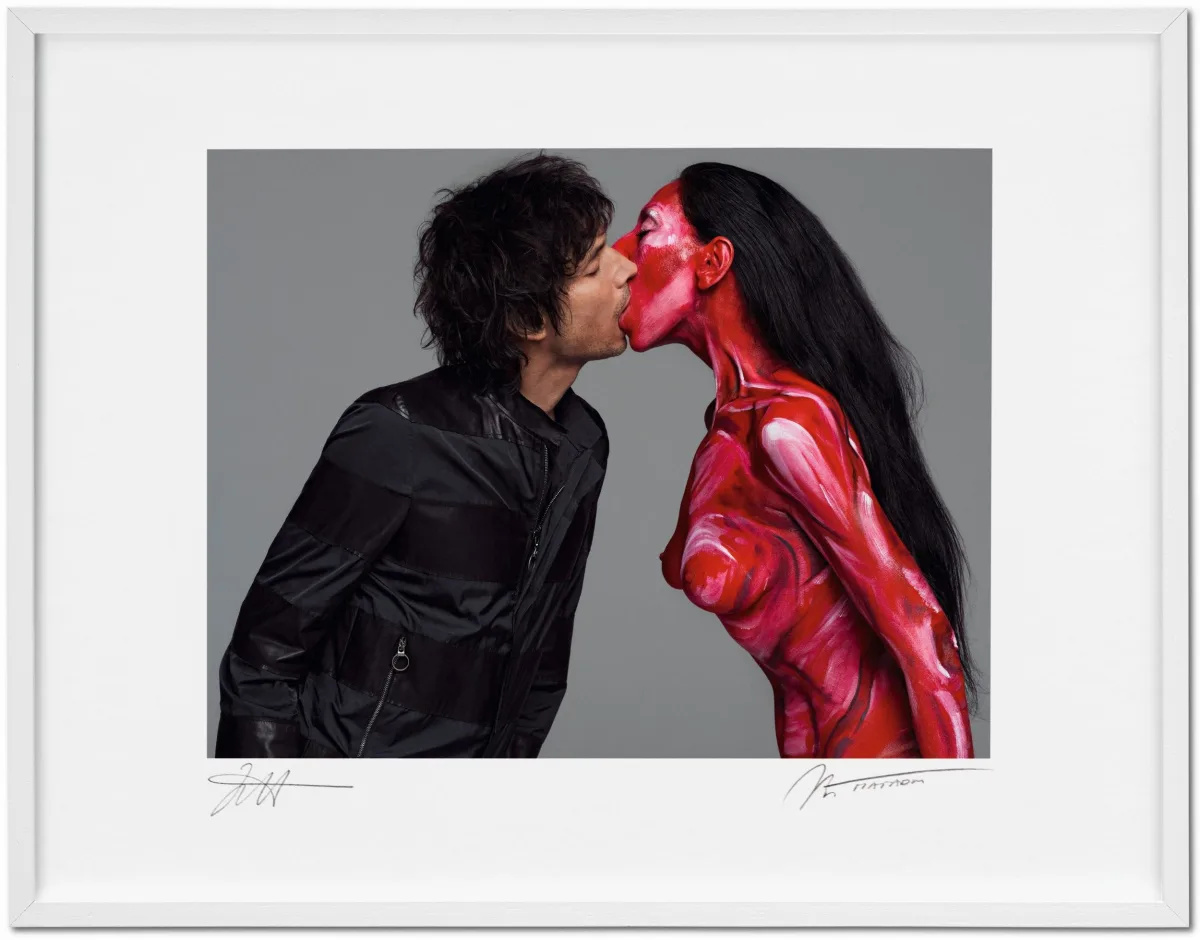 Inez van Lamsweerde/Vinoodh Matadin, Art Edition No. 101–200 ‘Kissing Vinoodh’