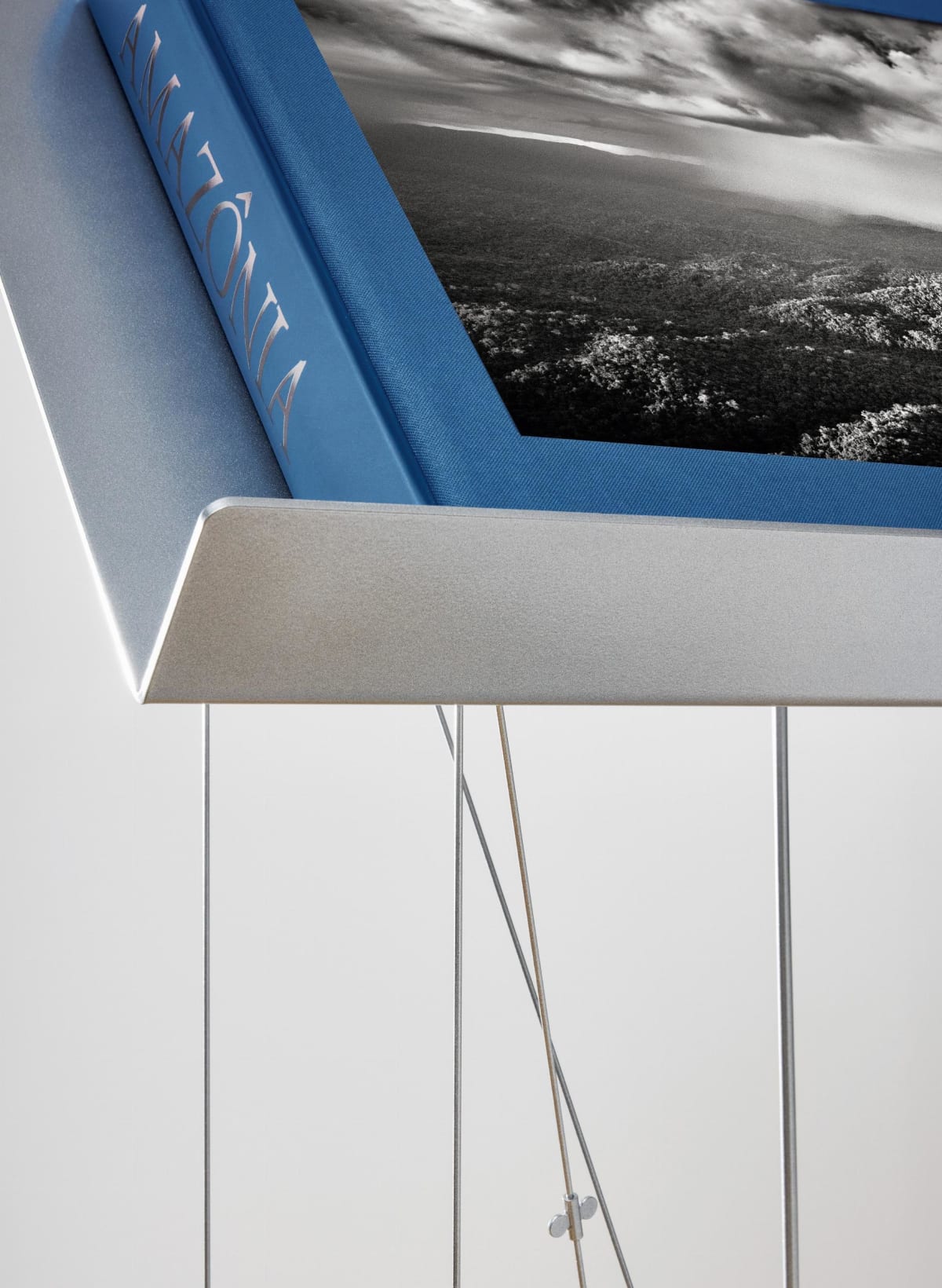 Sebastião Salgado. Amazônia, Art Edition No. 301–400 ‘The Paraná connecting the Rio Negro with the Cuyuní River’