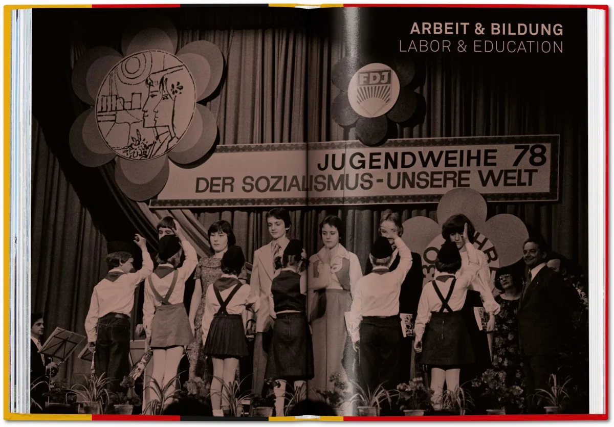 Das DDR-Handbuch. The East German Handbook