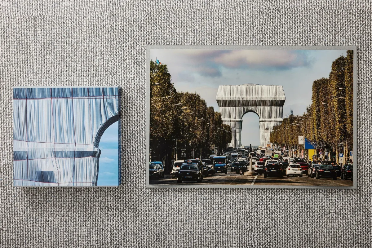 Christo and Jeanne-Claude. L'Arc de Triomphe, Wrapped, by Day. Art Edition No. 1-250