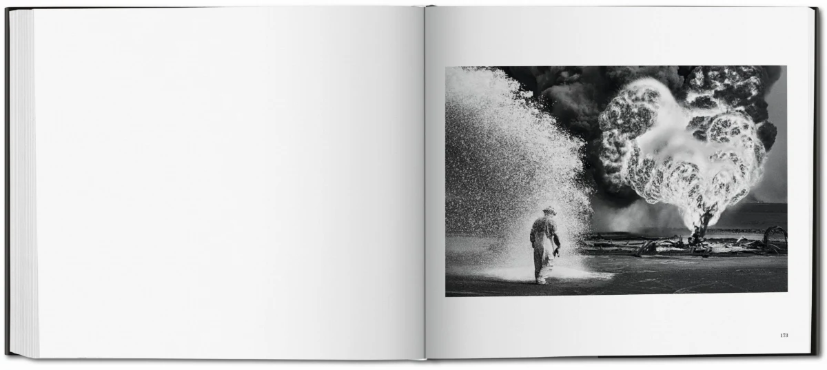 Sebastião Salgado. Kuwait. A Desert on Fire