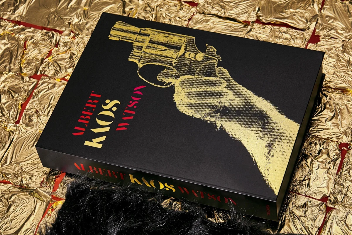 Albert Watson. Kaos. Art Edition No. 151–200 ‘Kate Moss, Marrakech, 1993’