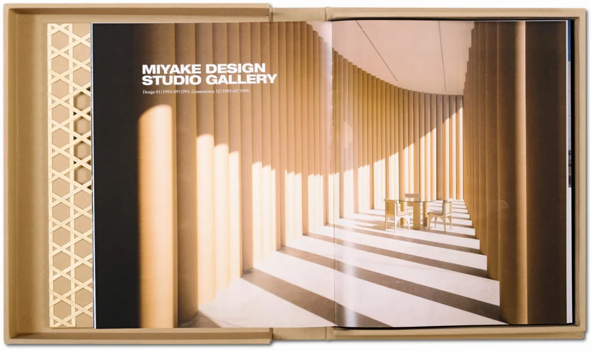 Shigeru Ban. Complete Works 1985-2010. Art Edition