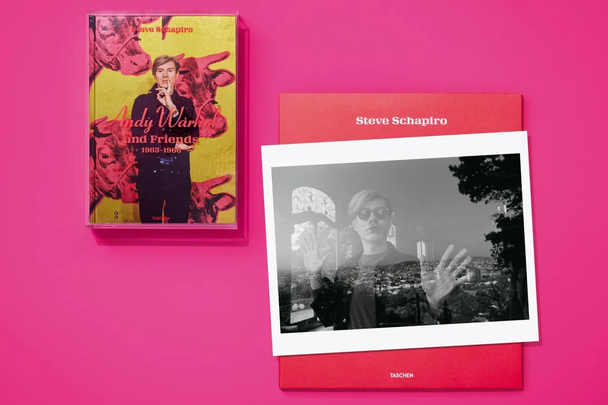 Steve Schapiro. Andy Warhol and Friends. Art Edition No. 1–50 ‘Andy Warhol at the Castle, Los Angeles, 1966’