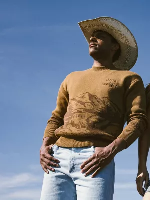 Wrangler x Coors Sweater in Dijon