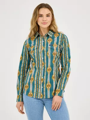 Women's Checotah Classic Western Snap Shirt in Bold Blue