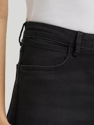 Women's Wrangler® High Rise True Straight Leg Jean in Ivy