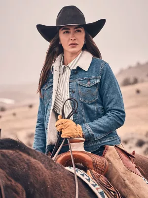 Women's Wrangler Retro® Sherpa Lined Western Denim Jacket in Denim