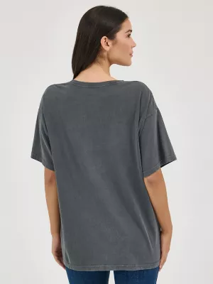 Women's Wrangler Retro® Loretta Lynn Oversized Band Tee in Jet Black