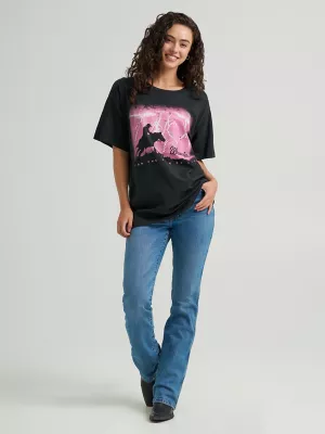Women's Wrangler Western Graphic Oversized Tee in Jet Lightning