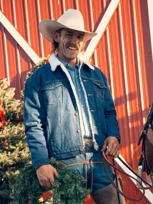 Wrangler® Western Sherpa Lined Denim Jacket in Denim