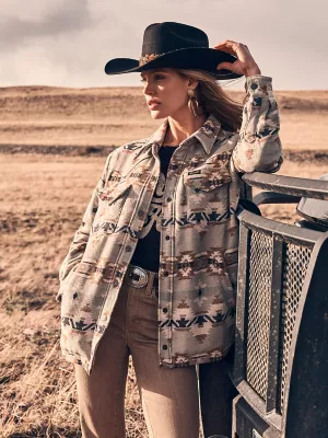 Women's Wrangler Quilt Lined Jacquard Shacket in Pale Green