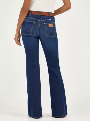 Women's Flare Jean in Weathered Rinse