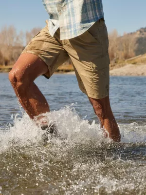 Wrangler ATG™ Men's Highland Cargo Short in Elmwood