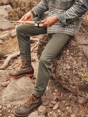 Wrangler All Terrain Gear Men's Techno Knit 5 Pocket Pant in Deep Depths