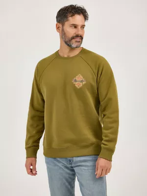 Men's Wrangler Graphic Crew Sweatshirt in Olive